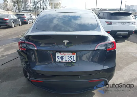 2024 Tesla Model Y Long Range Dual Motor All-Wheel Drive/Rwd из США, поврежденный, VIN 7SAYGDED2RF133037